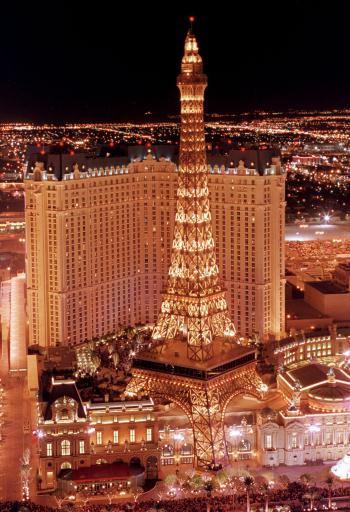 1paris.jpg (91860 bytes)